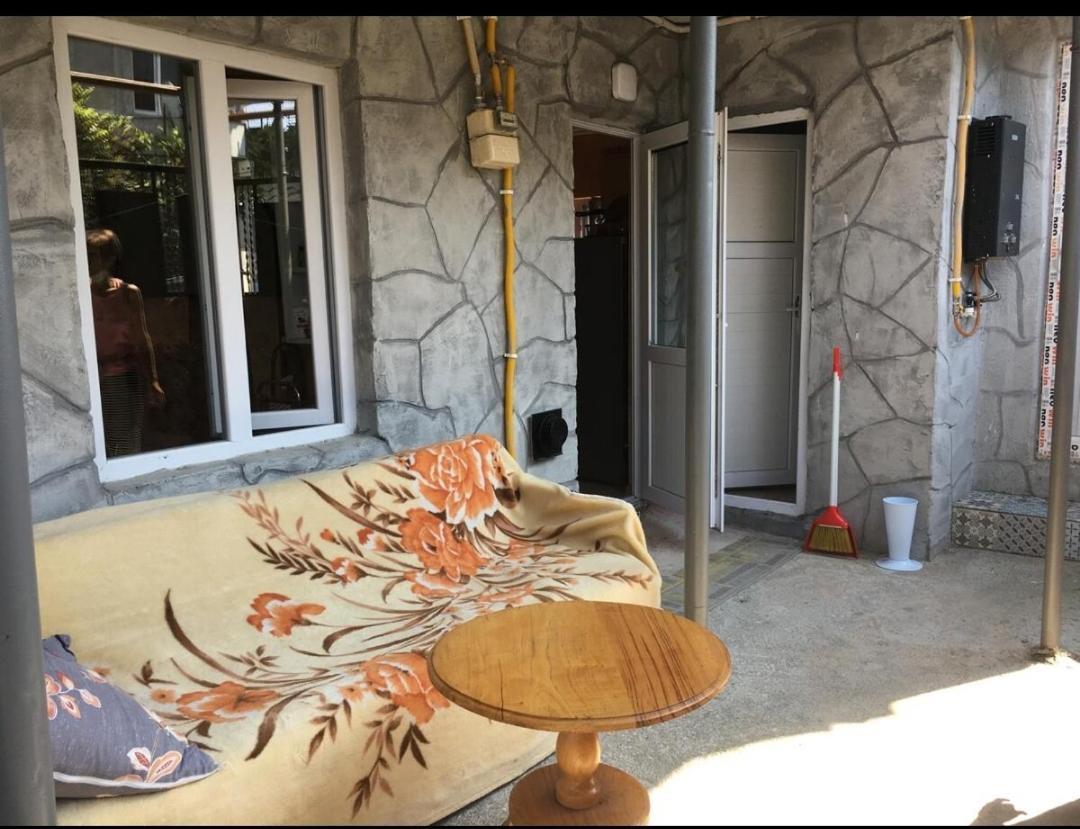 Готель Batumi House Екстер'єр фото